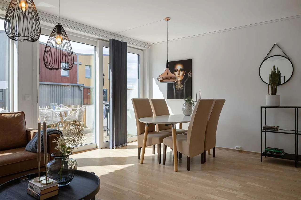 Home Window Repair: Quick Fixes & Expert Guidance